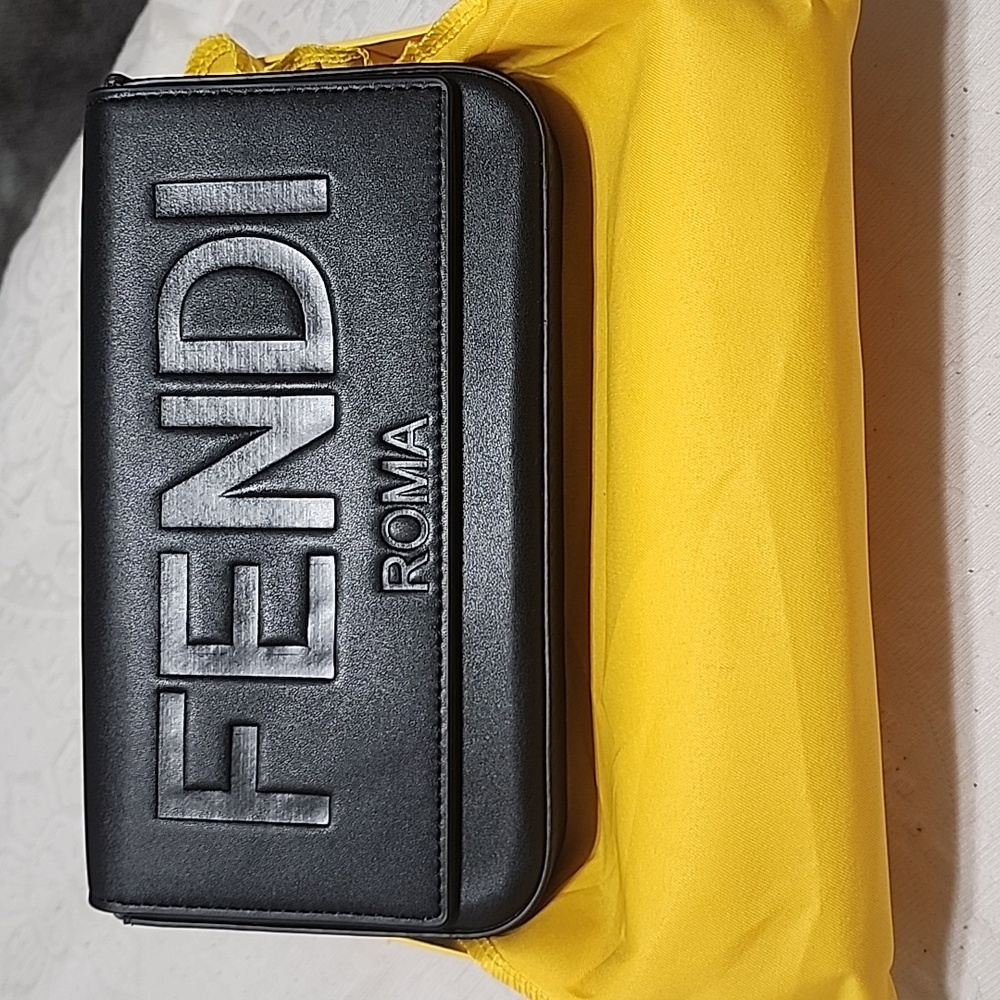 FENDI 3-IN-1 Envelop Chain Bag